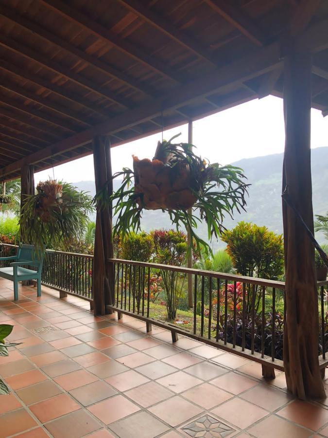 Finca Hotel Tierra Verde Girardota Esterno foto