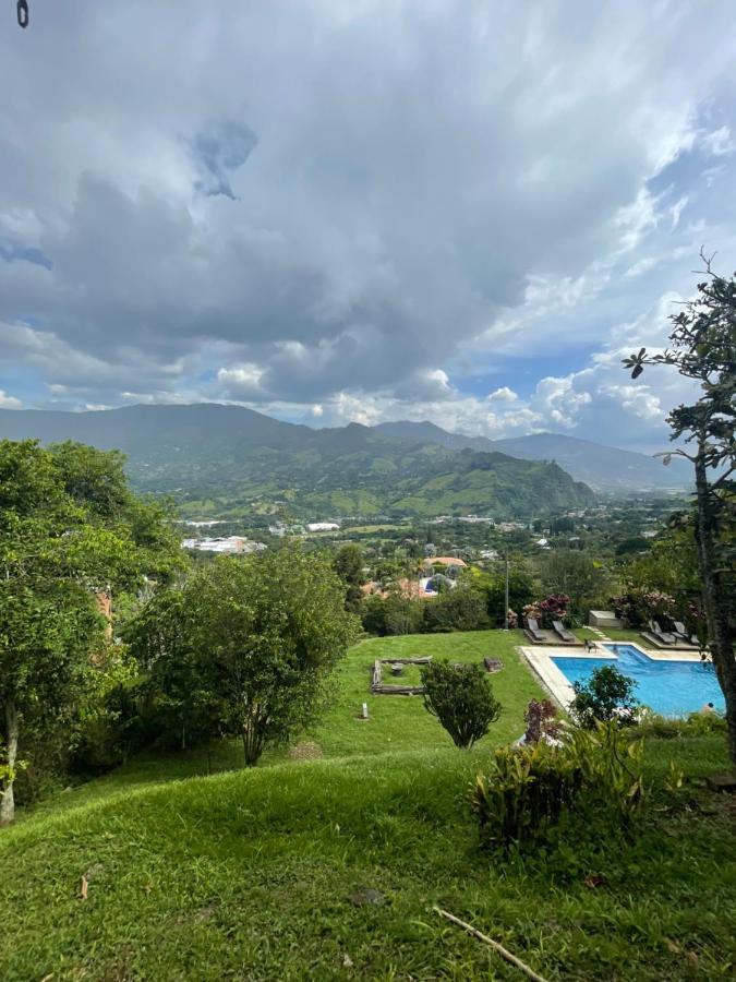 Finca Hotel Tierra Verde Girardota Esterno foto