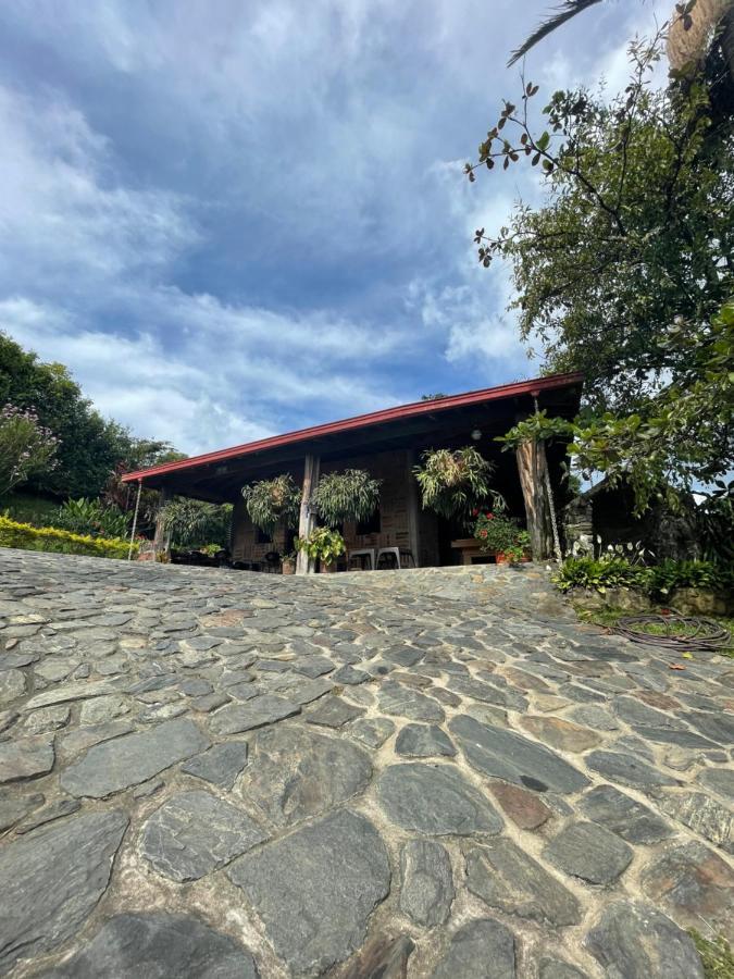 Finca Hotel Tierra Verde Girardota Esterno foto